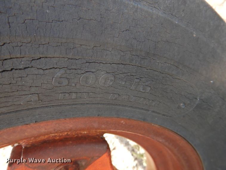 image for item DJ8441 1958 Case 711-B  tractor