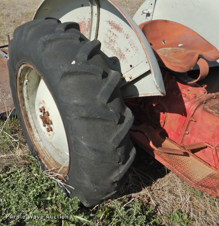 image for item DJ8442 1952 Ford 8N  tractor