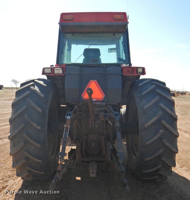 image for item DJ8444 1989 Case IH 7140  tractor