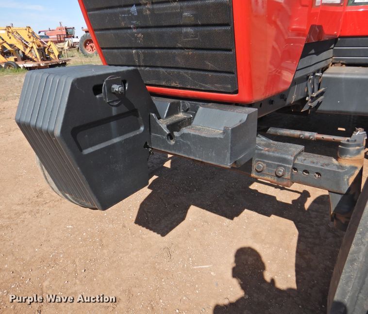 image for item DJ8444 1989 Case IH 7140  tractor