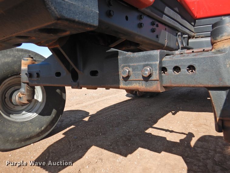 image for item DJ8444 1989 Case IH 7140  tractor