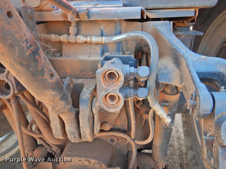 image for item DJ8444 1989 Case IH 7140  tractor