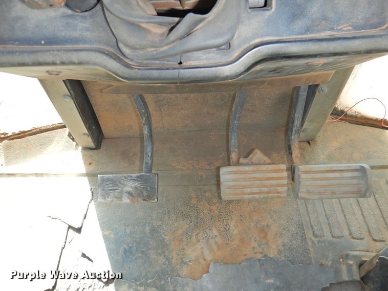 image for item DJ8444 1989 Case IH 7140  tractor