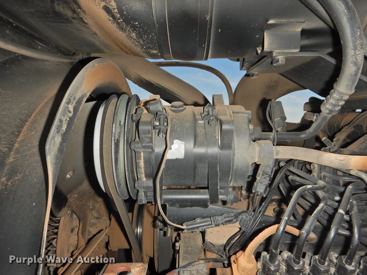 image for item DJ8444 1989 Case IH 7140  tractor