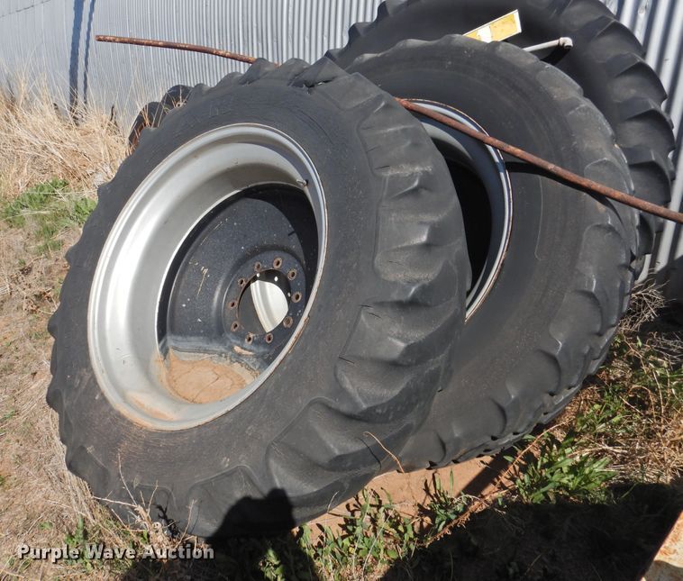 image for item DJ8444 1989 Case IH 7140  tractor