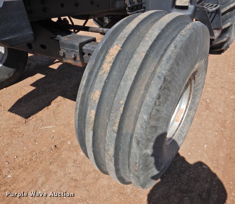 image for item DJ8444 1989 Case IH 7140  tractor