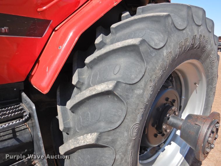 image for item DJ8444 1989 Case IH 7140  tractor