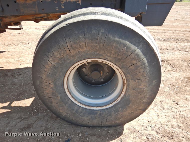 image for item DJ8444 1989 Case IH 7140  tractor