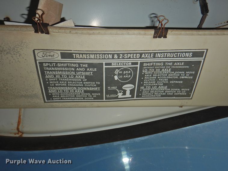 image for item DJ8446 1976 Ford  grain truck