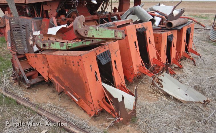 image for item DJ8448 International 1400  cotton stripper