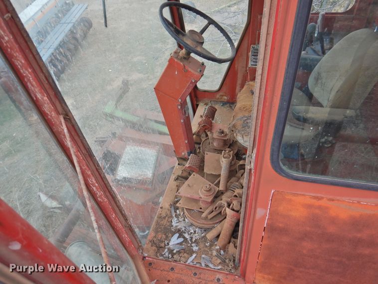 image for item DJ8448 International 1400  cotton stripper