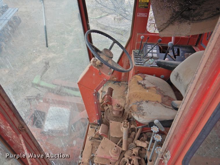 image for item DJ8448 International 1400  cotton stripper