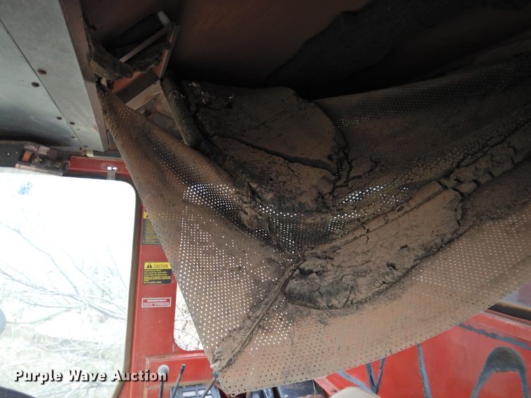 image for item DJ8448 International 1400  cotton stripper