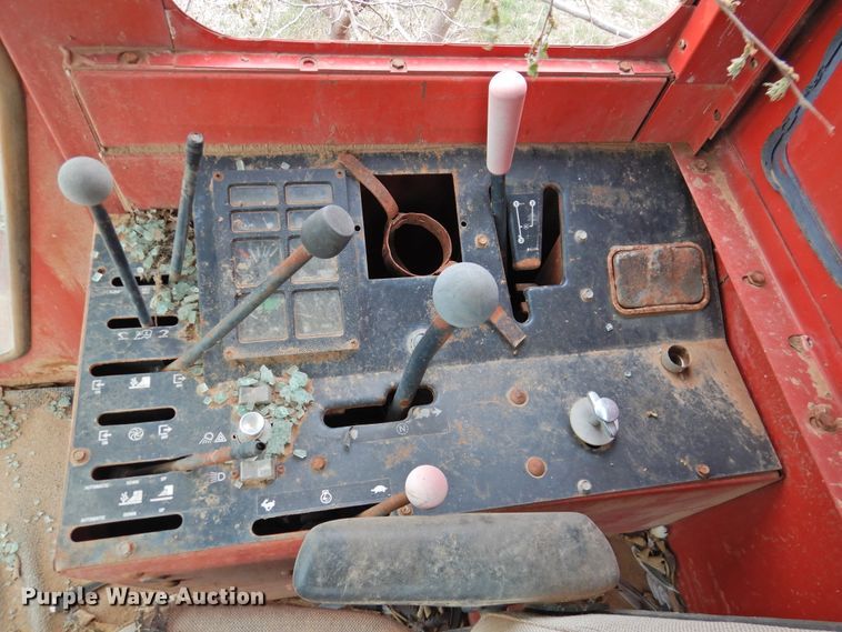 image for item DJ8448 International 1400  cotton stripper