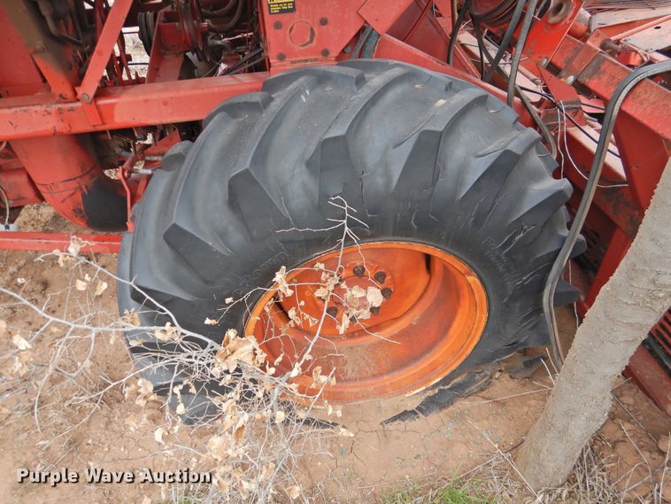 image for item DJ8448 International 1400  cotton stripper