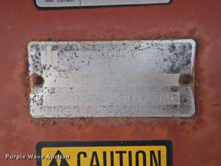 image for item DJ8448 International 1400  cotton stripper