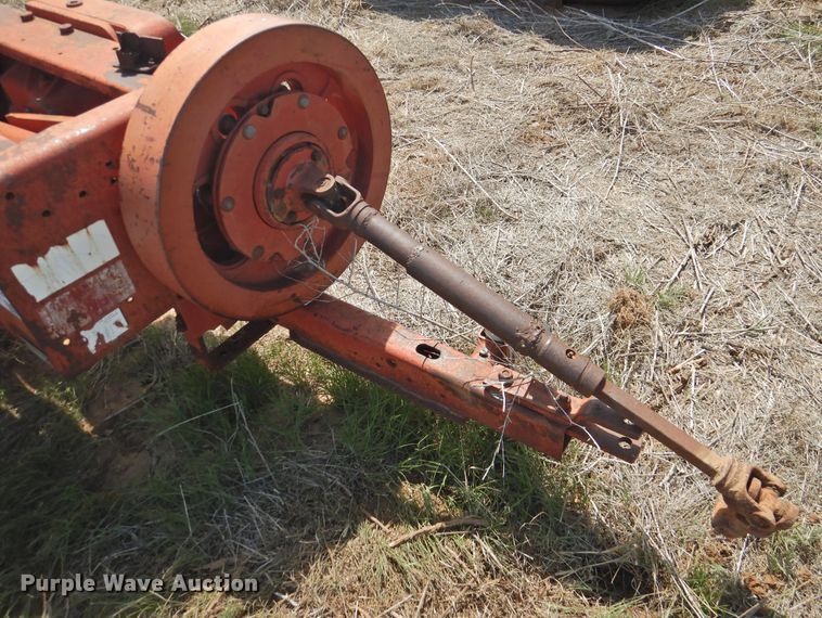 image for item DJ8449 (2) small square balers