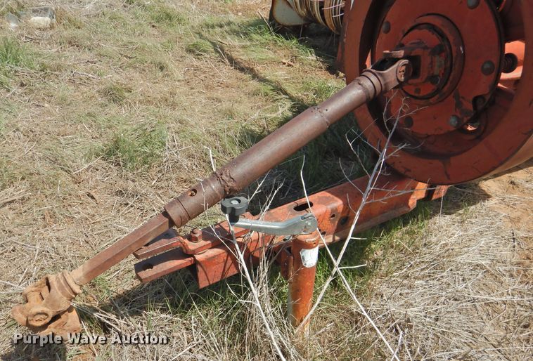 image for item DJ8449 (2) small square balers
