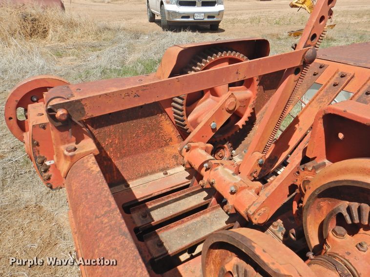 image for item DJ8449 (2) small square balers