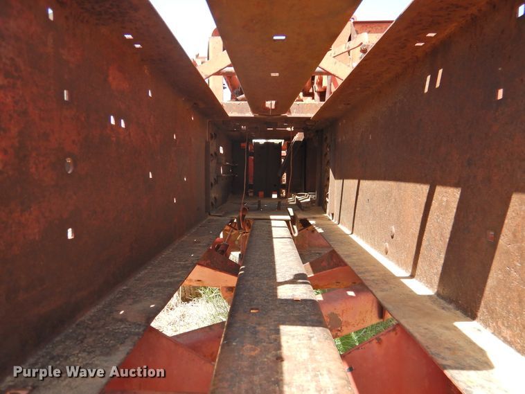 image for item DJ8449 (2) small square balers