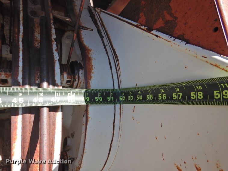 image for item DJ8449 (2) small square balers