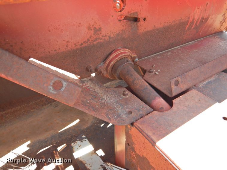 image for item DJ8449 (2) small square balers