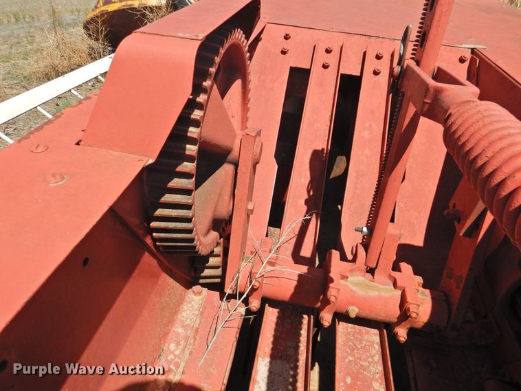 image for item DJ8449 (2) small square balers