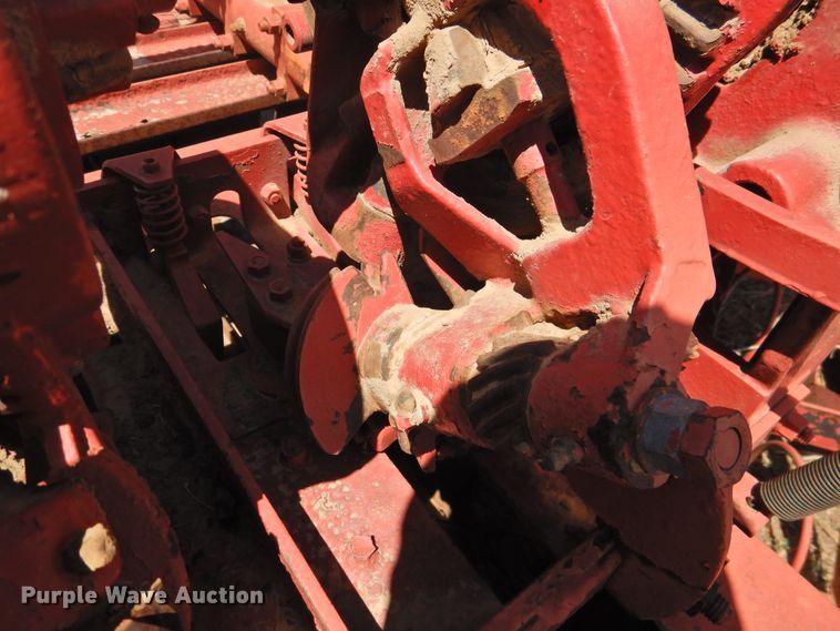 image for item DJ8449 (2) small square balers