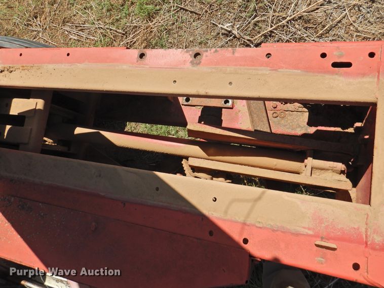 image for item DJ8449 (2) small square balers