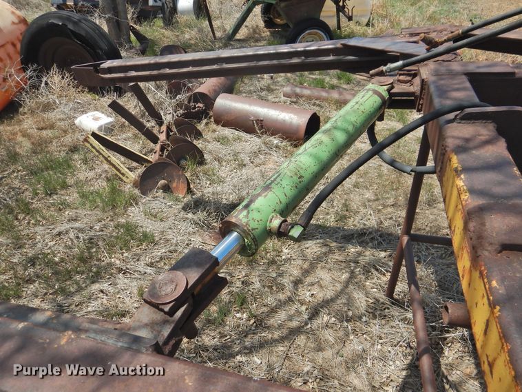 image for item DJ8450 Bale mover