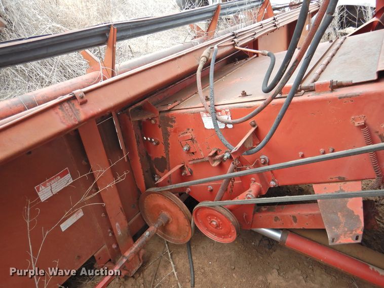 image for item DJ8459 International 1480  combine