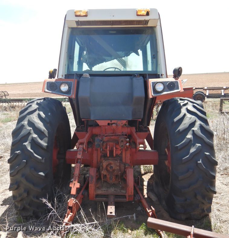 image for item DJ8463 1980 International 1486  tractor