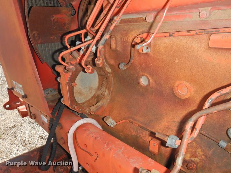 image for item DJ8463 1980 International 1486  tractor