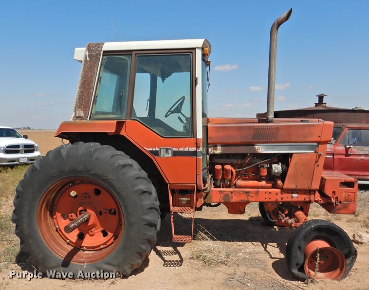 image for item DJ8465 1980 International 1486  tractor