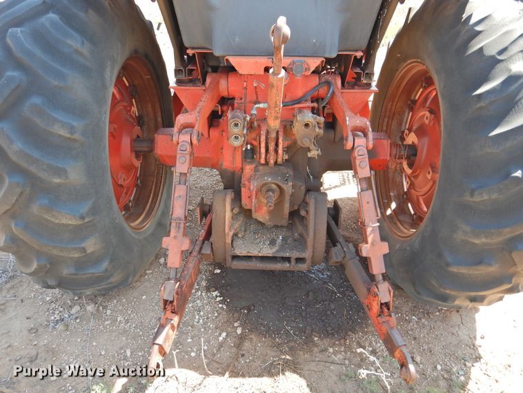 image for item DJ8465 1980 International 1486  tractor