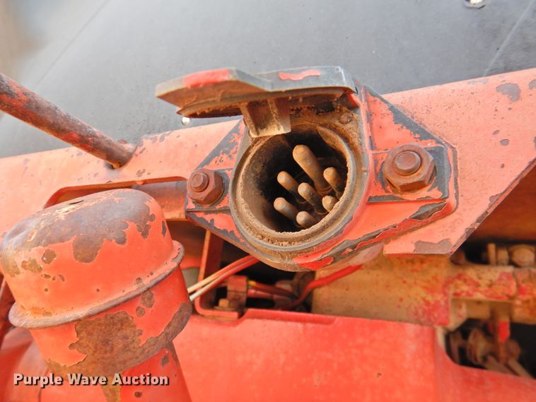 image for item DJ8465 1980 International 1486  tractor