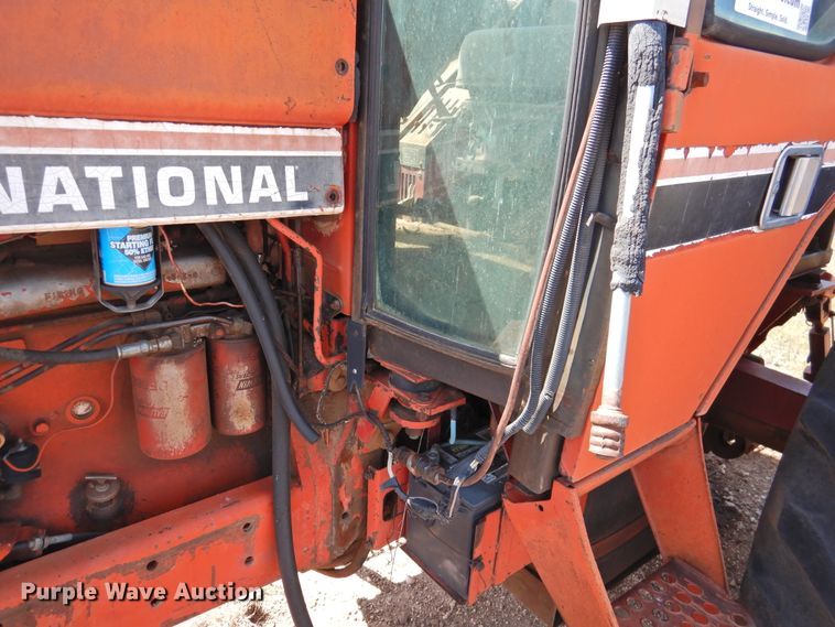 image for item DJ8465 1980 International 1486  tractor