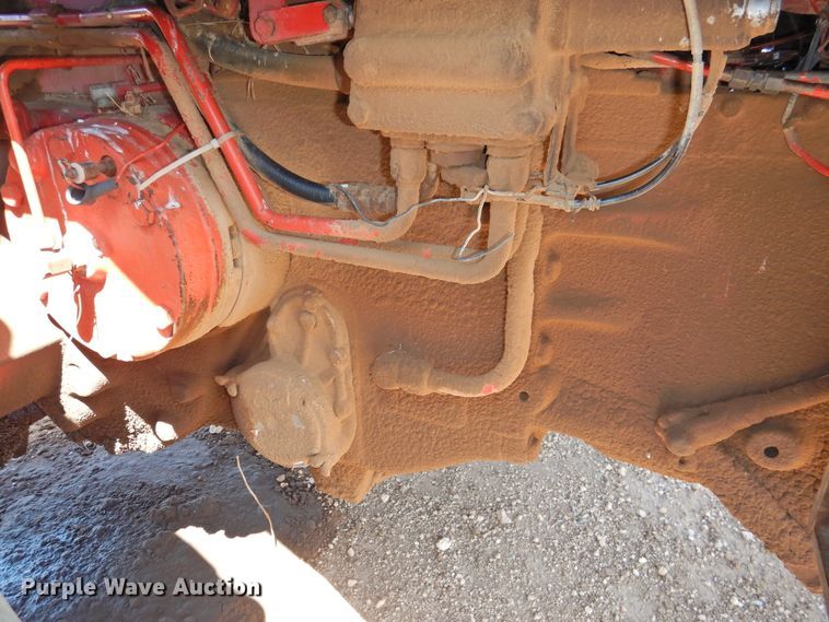 image for item DJ8465 1980 International 1486  tractor