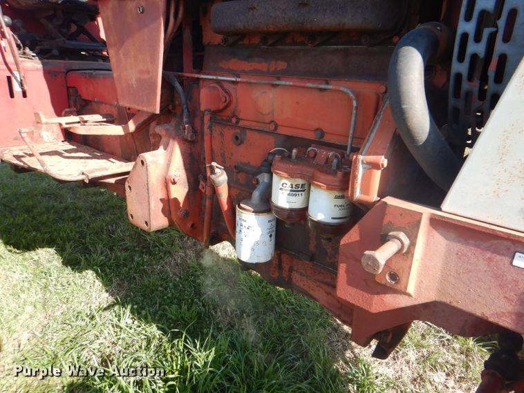 image for item DK5613 International 684  tractor