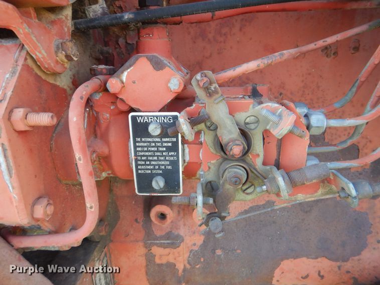 image for item DK5613 International 684  tractor