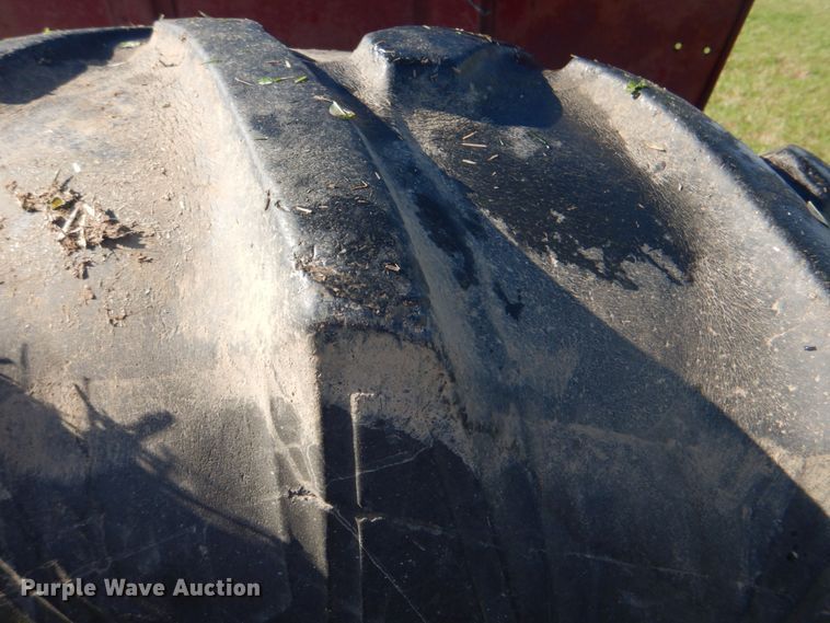 image for item DK5613 International 684  tractor