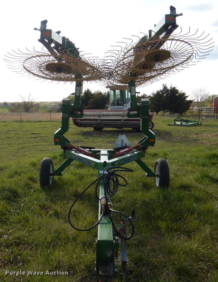 image for item DL2996 2014 Ogden Hay Runner hay rake