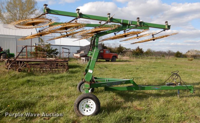 image for item DL2996 2014 Ogden Hay Runner hay rake