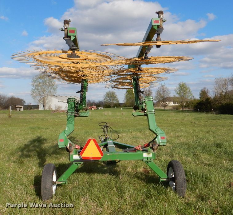 image for item DL2996 2014 Ogden Hay Runner hay rake