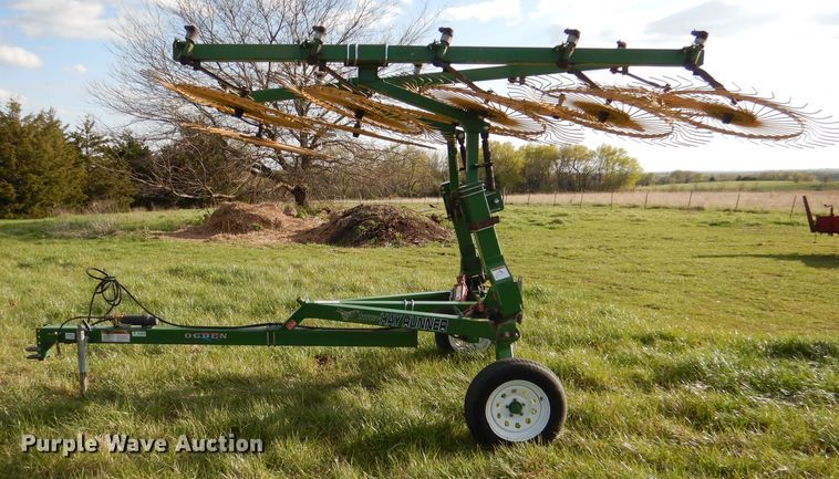 image for item DL2996 2014 Ogden Hay Runner hay rake