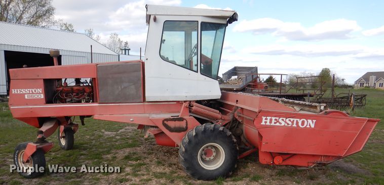 image for item DL2999 Hesston 6600  windrower
