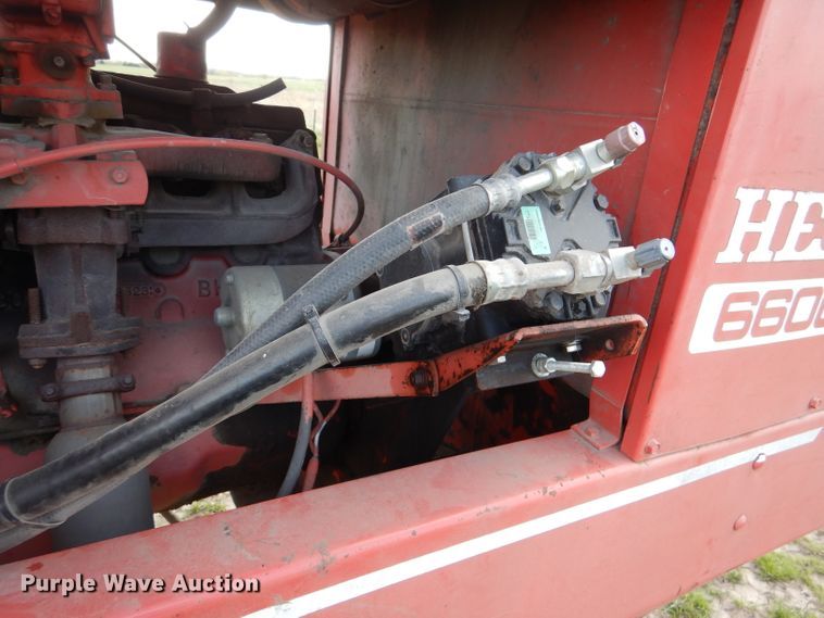 image for item DL2999 Hesston 6600  windrower