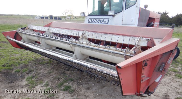 image for item DL2999 Hesston 6600  windrower