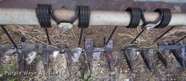 image for item DL2999 Hesston 6600  windrower