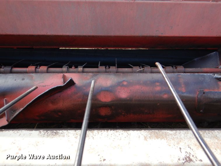 image for item DL2999 Hesston 6600  windrower